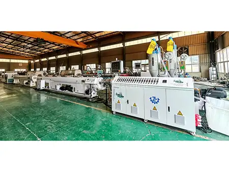 Máquina para fabricar tubos PE de 16-63 mm