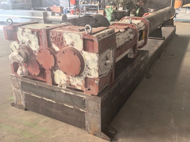 Extrusora de parafuso duplo paralelo de alta eficiência para reciclagem de resíduos de filme plástico na produção