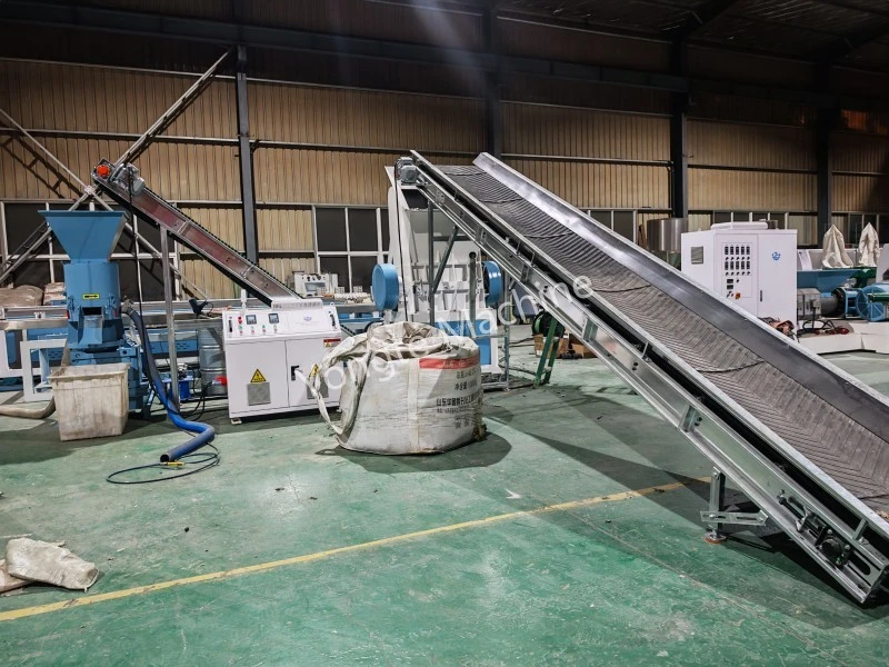 Linha de produção de reciclagem de resíduos têxteis testada com sucesso