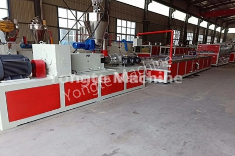Máquina de painel de parede WPC de alta eficiência na China