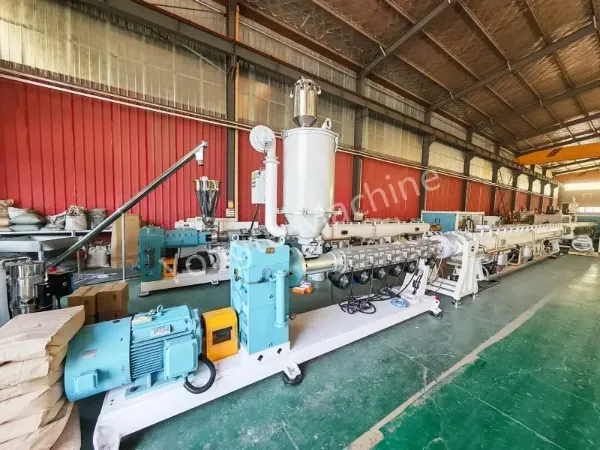 Máquina para fabricar tubos de energia MPP na China