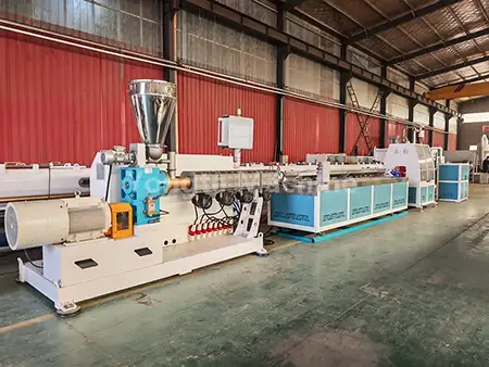 Máquina para fazer perfil PP