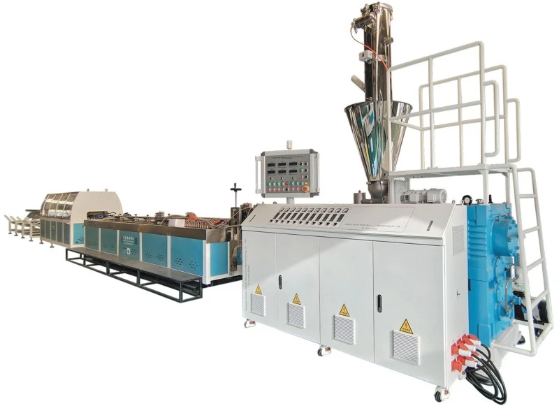 Máquina de madeira e plástico usando 50-70% de pó de madeira